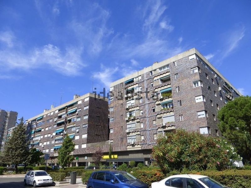 Foto bc288bb9-8eb5-4c5c-a606-13b3599b2947. Duplex con riscaldamento in Niño Jesús Madrid
