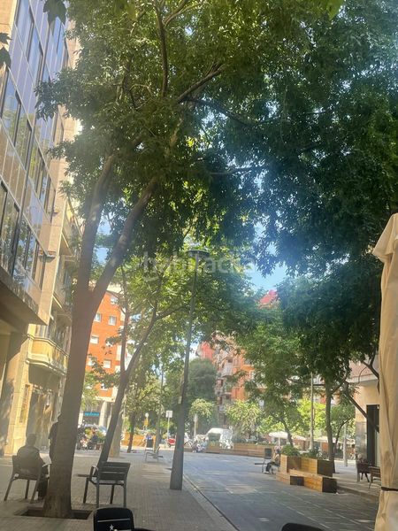 Foto 3d6838dc-4503-4f9e-8341-e6f68f2fa89b. Pis amb calefacció a La Nova Esquerra de l´Eixample Barcelona