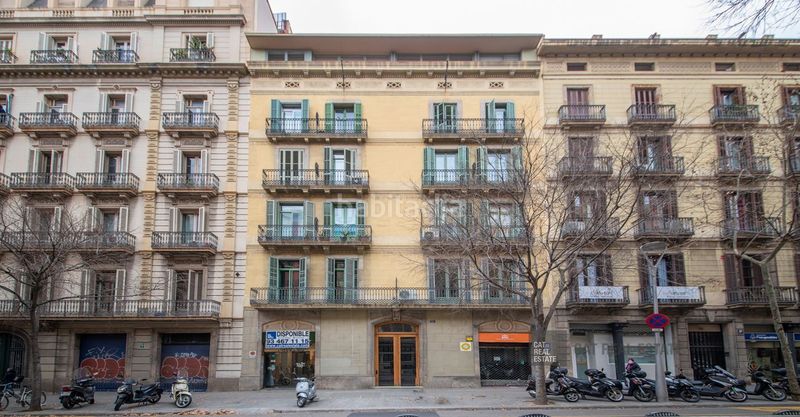 Foto 7df8d53c-3276-487c-9924-54b78839f6bd. Duplex with heating in Dreta de l´Eixample Barcelona
