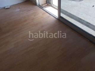 Foto 5422d9f4-d5ec-4b72-8d8c-033e3ccb4984. Piso junto a cunit 2 dormitorios y terraza cerca del mar en Segur de Calafell