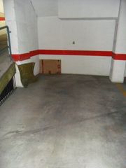 Alquiler Parking coche en Guillem santacilia 10. Alquiler de plaza de garaje en altabix