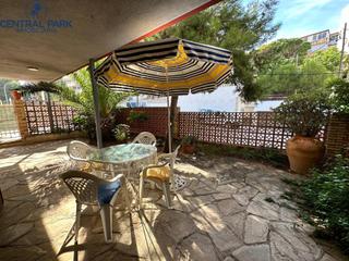 Planta baixa a Mar i Camp - Platja dels Capellans. Piso en  planta baja con parking junto playa capellans  salou