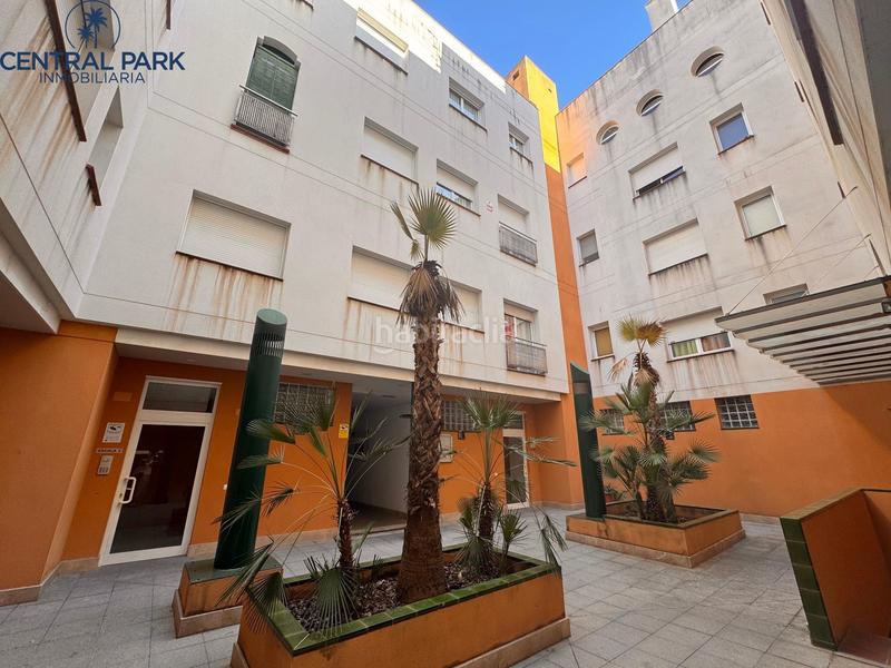 Foto 699400f8-8bdb-4779-889b-a796a6b0f903. Apartament amb aparcament piscina a Platja de Ponent Salou