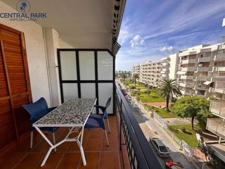 Apartamento  Calle rodriguez pomatta. Apartamento en salou, con vistas laterales al mar.