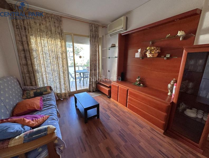Foto 01e200fe-5d68-4f52-abbf-11845bb58a70. Apartament amb aparcament piscina a Mar i Camp - Platja dels Capellans Salou