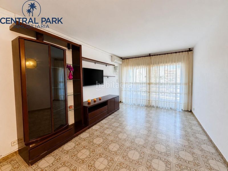 Foto 98f04a6d-427b-4eb0-bd03-d47843292e4b. Apartament a Mar i Camp - Platja dels Capellans Salou