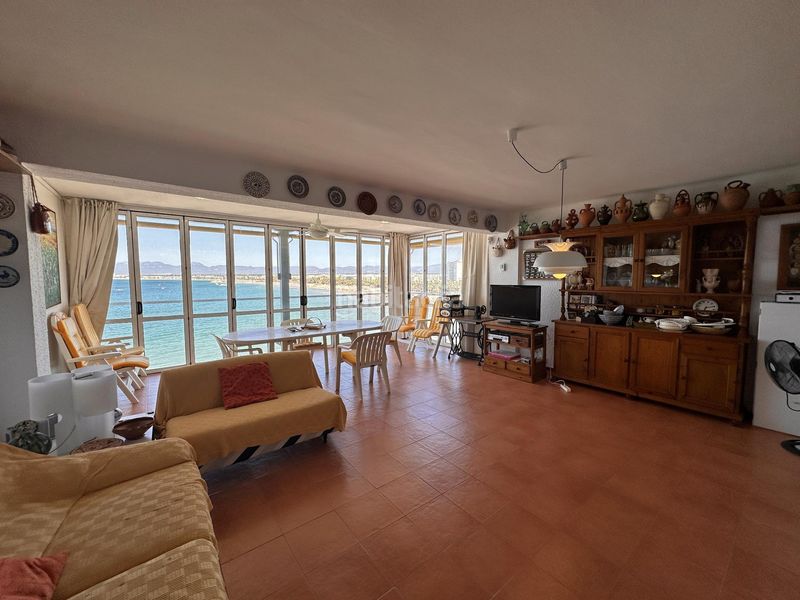 Foto 8e60b13c-a11b-4c67-88fc-debdac8cbd54. Apartament amb aparcament a Mar i Camp - Platja dels Capellans Salou