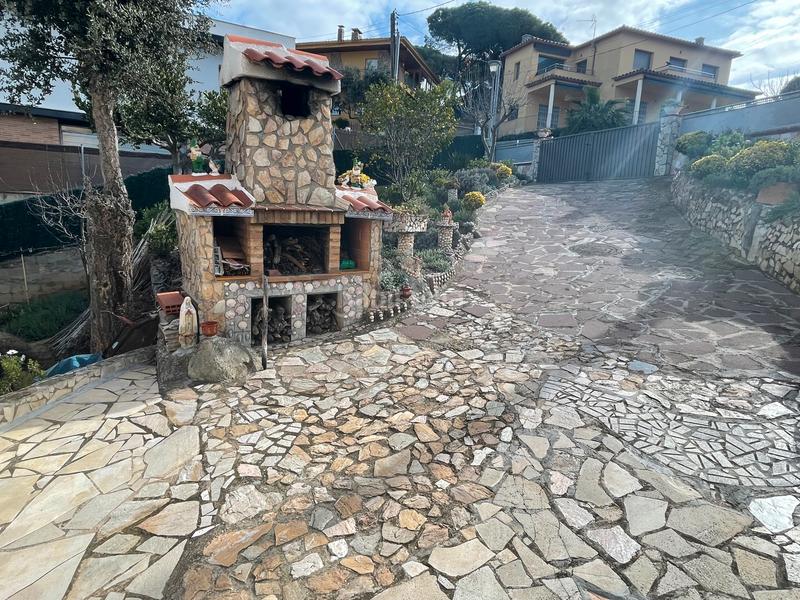 Foto 5f353370-b8d9-4a0e-9392-fd449230046d. Chalet en passeig miranda 385 preciosa casa zona tranquila en Tordera