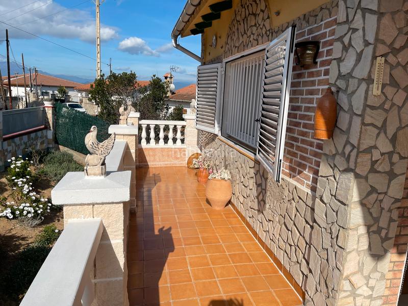 Foto d4c8a152-e031-49b1-af0b-41dbd274b9dd. Chalet en passeig miranda 385 preciosa casa zona tranquila en Tordera