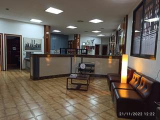 Lloguer Local Comercial  Avinguda hispanitat. Local centrico apto oficinas