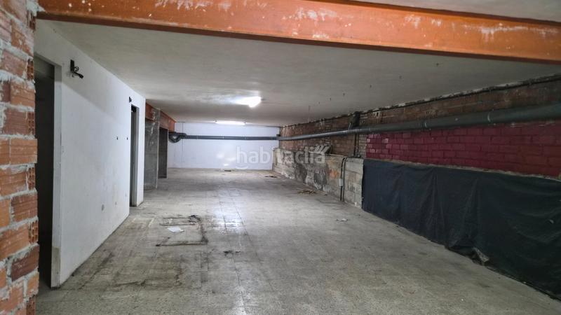 Foto 5eb07a58-2f3a-41f6-ad6f-de1c604562c9. Lloguer local comercial a avinguda hispanitat 9 a Pineda de Mar