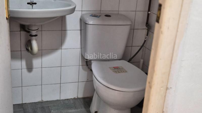 Foto 9b82874c-4f51-482f-98a6-3f48271983f6. Rent business premise in avinguda hispanitat 9 in Pineda de Mar