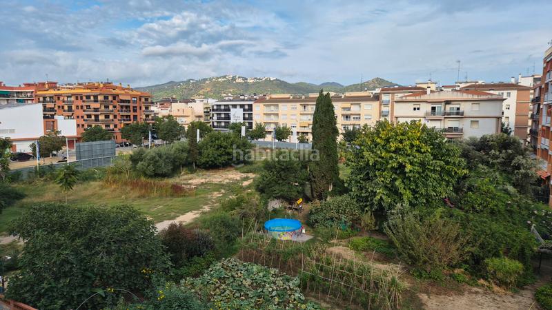 Foto a6304d32-6b82-4eb0-bcd8-60b7c05323cd. Dúplex amb xemeneia aparcament piscina a Centre Pineda de Mar