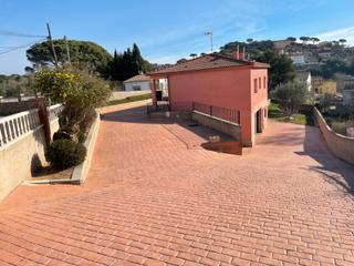 Casa  Carrer bruc 48. Preciosa casa  soleada