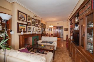 Piso  De zabaleta. Vivienda exterior con 2 plazas de garaje en zabaleta