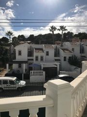 Casa adosada en Barranco Hondo-Varadero. Gran pareado en la nucia