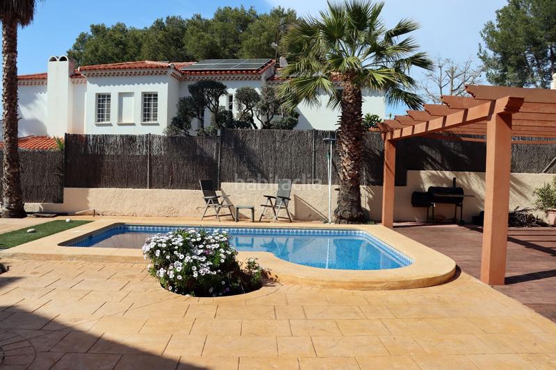 Foto 26d2c064-6be2-4bf7-82e1-16e322373c1b. Casa amb piscina a Sierra Helada Benidorm