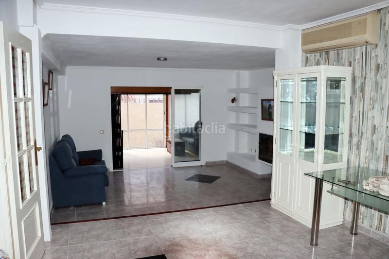 Foto 561f0952-e8ff-46b3-bb41-5e7733bfd84a. Casa amb piscina a Sierra Helada Benidorm