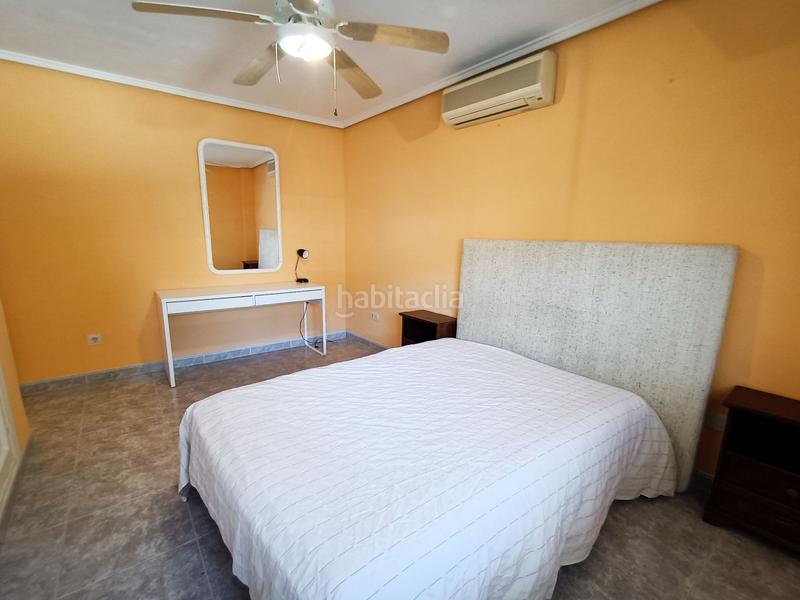 Foto 78b3854d-df70-42a3-ae0d-cbbbb98ef93a. Casa amb piscina a Sierra Helada Benidorm