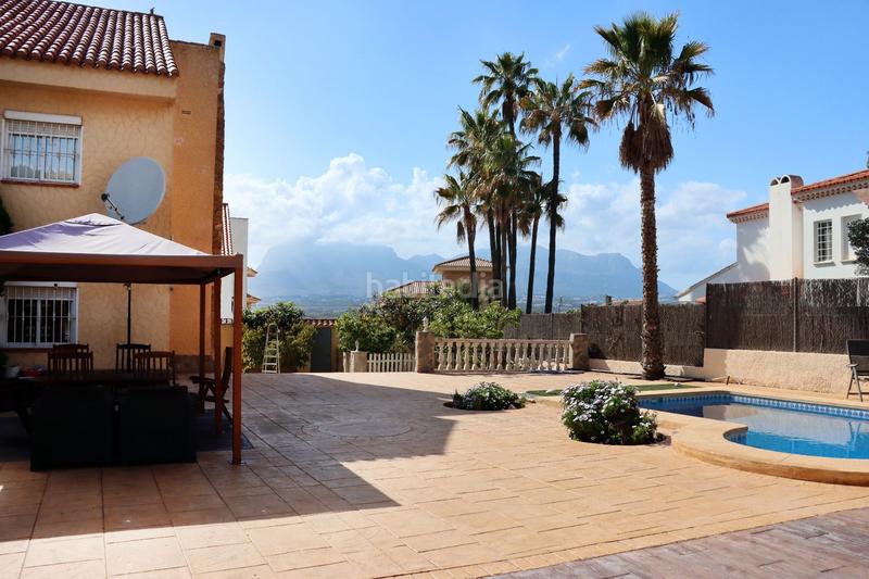 Foto 81e96e7d-979c-4578-8ff2-7a0009e1e7f5. Casa amb piscina a Sierra Helada Benidorm