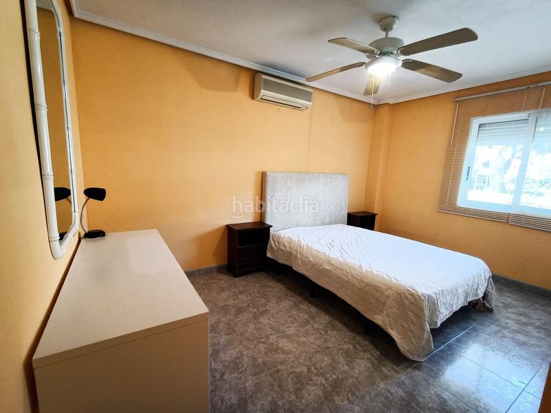 Foto 88e984fa-86a6-4161-aae5-e811ffcc8aa0. Casa amb piscina a Sierra Helada Benidorm