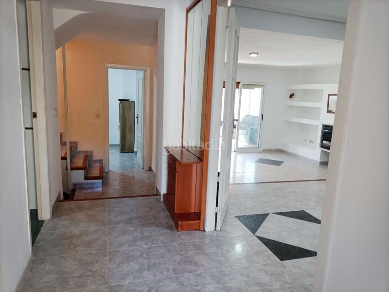 Foto 8d6bad41-9961-499d-9772-cd570be98738. Casa amb piscina a Sierra Helada Benidorm