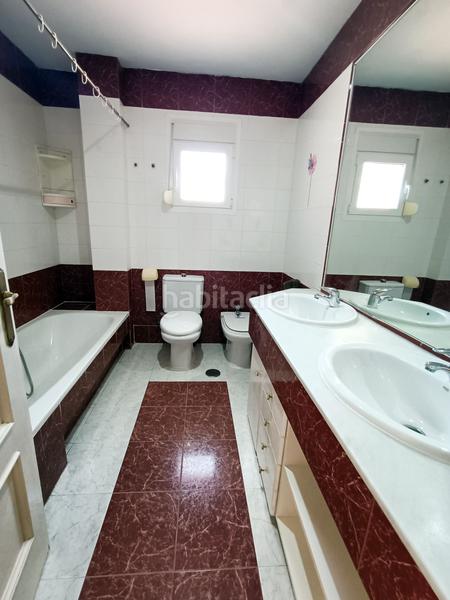 Foto 91357f69-58cc-4aaa-9f47-e524b36887f0. Casa amb piscina a Sierra Helada Benidorm