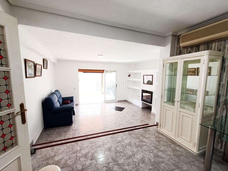 Foto d604edd8-bcf6-4fdc-92b5-3e8d6a0488af. Casa amb piscina a Sierra Helada Benidorm