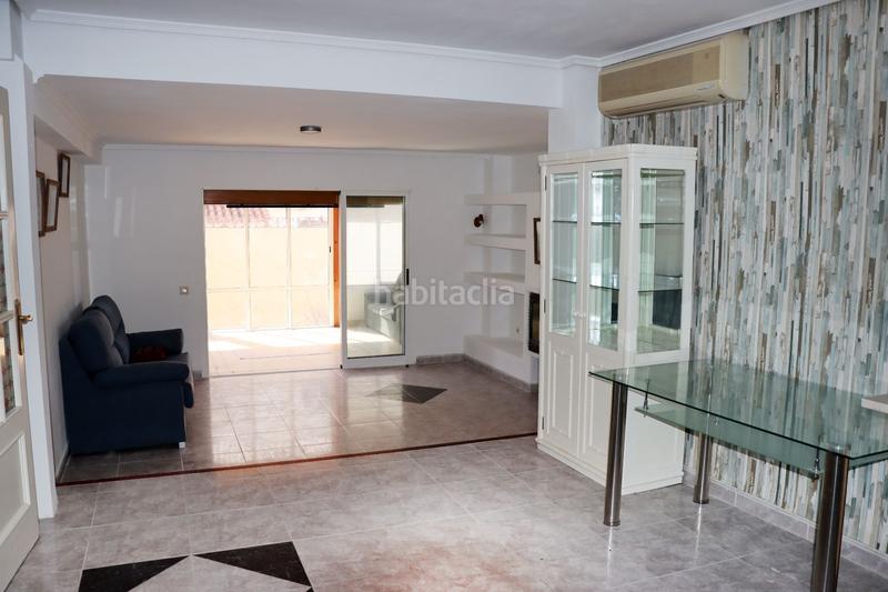 Foto f9213092-8600-4707-b563-81884bc5b8e7. Casa amb piscina a Sierra Helada Benidorm