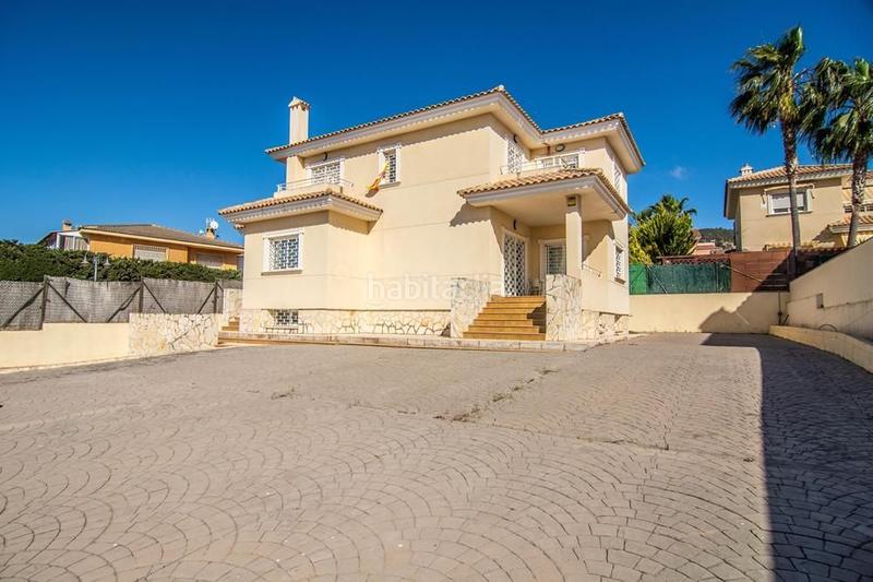 Foto 16941e72-ae8d-4907-974e-de50f705675f. Casa a Sierra Helada Benidorm