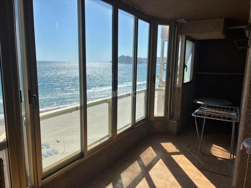 Foto bd6254f0-cbe6-4480-9d60-24acd88748ff. Piso amplio piso en 1 linea de playa en Centro Urbano Benidorm