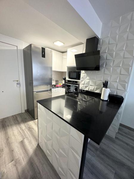 Foto 8ae1ed9d-da43-4a2a-824f-6ff93063fc86. Piccolo appartamento con riscaldamento piscina in Benidorm