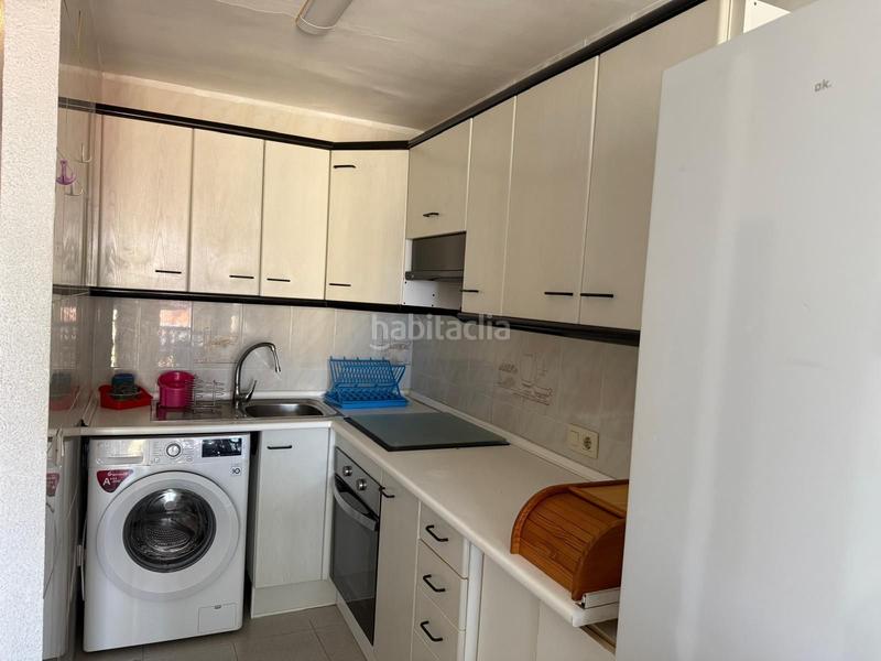 Foto b8fa2851-18f5-4107-a2d7-156535622835. Piccolo appartamento con piscina in Rincón Alto Benidorm
