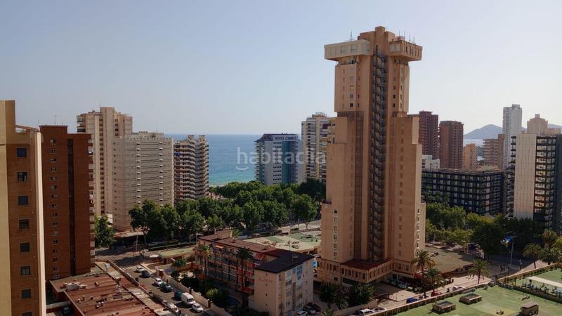 Foto 7a68bbac-79ad-4f28-ab10-6a12fcfdaba0. Apartament amb piscina a Playa Levante Benidorm