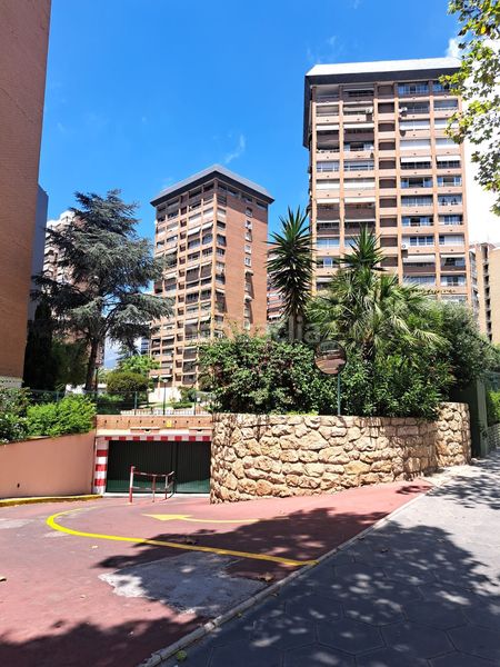Foto 275ab89b-f8f6-4bbe-a34f-da4019d5d40a. Pis amb calefacció piscina a Levante Alto Benidorm