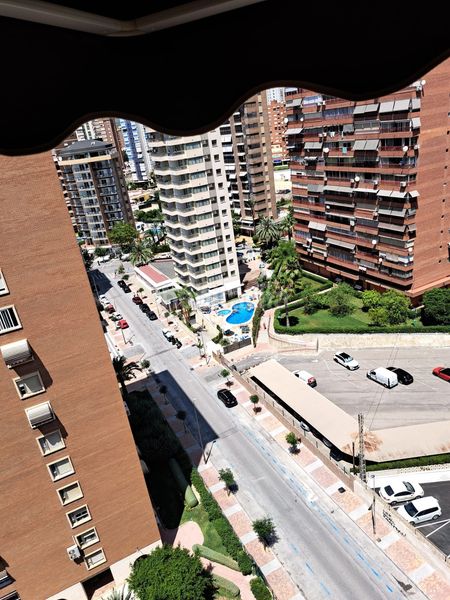 Foto 80785e53-4ff0-4c2a-b1af-f1d72bfd8824. Pis amb calefacció piscina a Levante Alto Benidorm