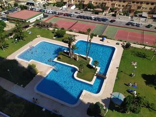 Apartment in Juzgados - Plaza de Toros. Acogedor apartamento con 11 en zona juzgados.