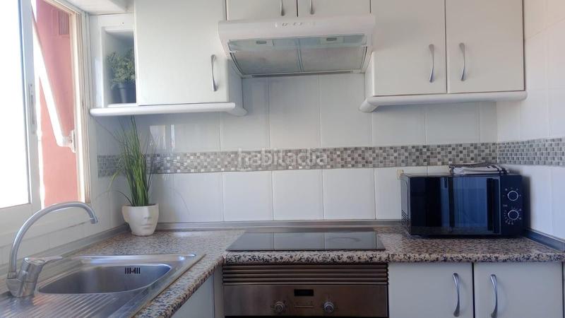 Foto bfea555c-57d5-4315-b01d-050eb85ae749. Zweistöckige wohnung mit parking in Rincón Alto Benidorm