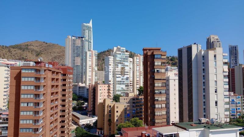 Foto 4c542309-9f8f-46d9-9b79-71bfe682854d. Àtic amb piscina a Rincón Alto Benidorm