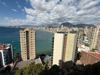Pis a Rincón Alto. Piso para reformar con excelentes vistas.
