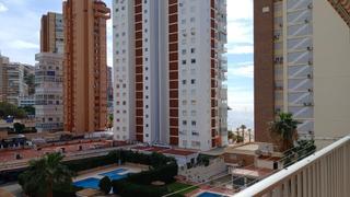 Appartamento in Playa Levante. Amplio piso de 4 dormitorios en 1 línea playa levante