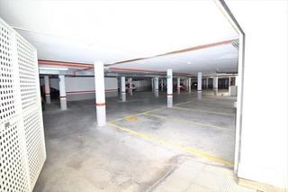 Car parking in Rincón Alto