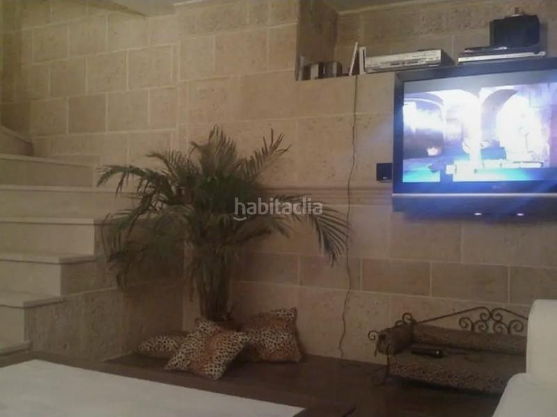 Foto c41c11cb-4601-4336-9bf5-5c176824caa8. Casa amb piscina a Sierra Helada Benidorm