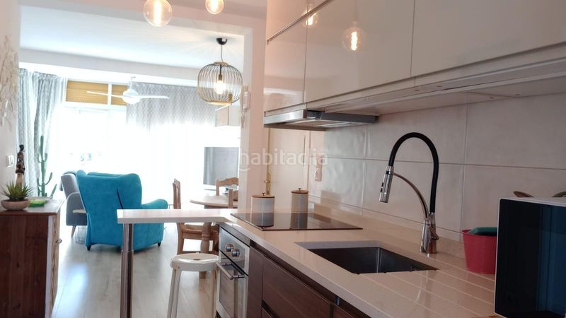 Foto e42f7129-32c6-4448-8550-8110bce11ac1. Apartament amb piscina a Playa Levante Benidorm