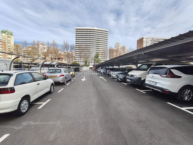 Foto 10ef07cf-5ad6-4265-bfd5-c9b1a5539d09. Estudi amb piscina a Playa Levante Benidorm