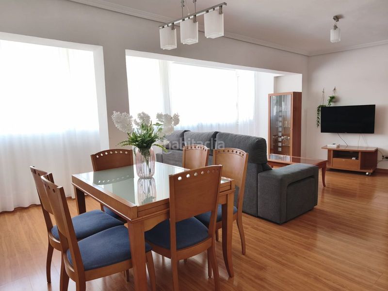 Foto efa13c98-a20b-403b-ad32-57a0a735e1fb. Pis amb calefacció a Casco Antiguo - Puerto Benidorm