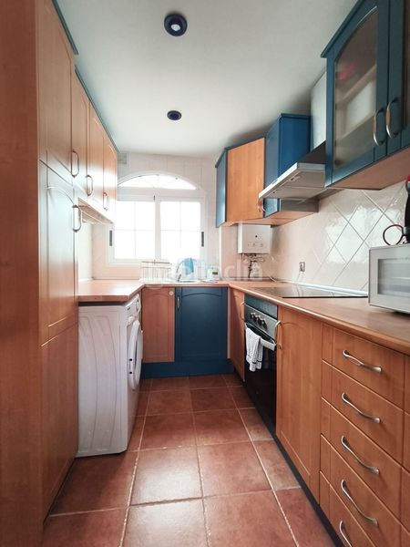 Foto f20beba0-0de8-49e0-85c5-bef34cf8c793. Pis amb calefacció a Casco Antiguo - Puerto Benidorm