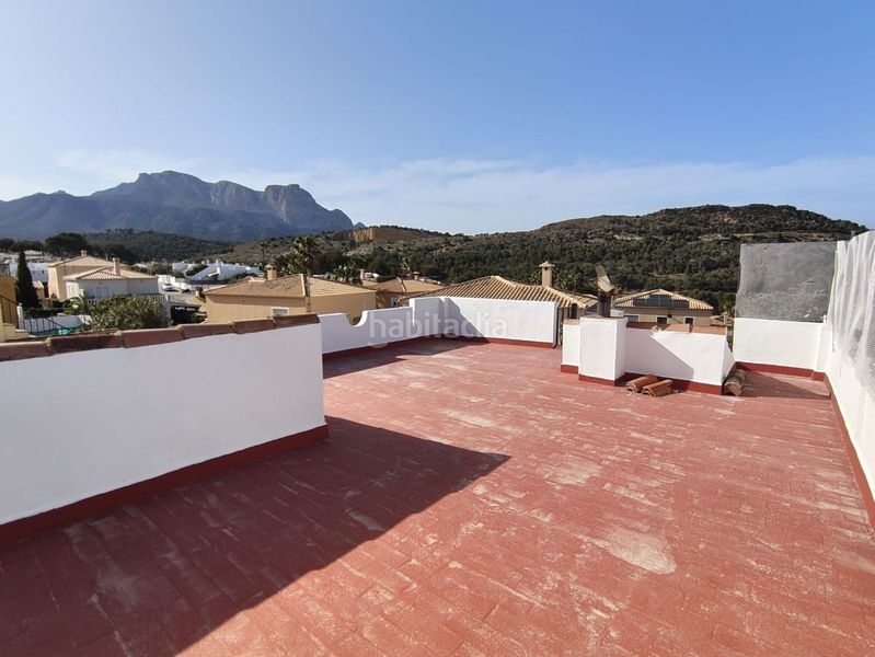 Foto 42b7e546-8735-445c-9b24-3b43403b3ca0. Casa amb piscina a Varadero Nucia (la)