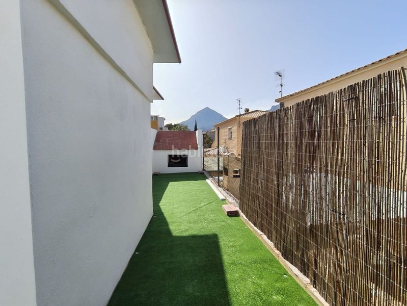 Foto be963efd-0c52-4d3f-bb62-9a04d27ef561. Casa amb piscina a Varadero Nucia (la)