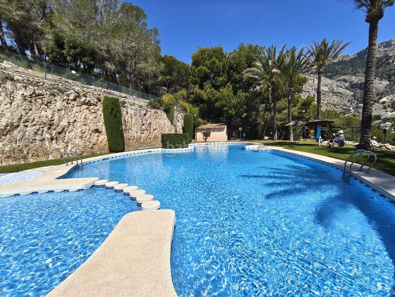 Foto b4233ca9-49e1-40b6-aada-f261b7edce65. Casa adossada amb piscina a Altea hills Altea